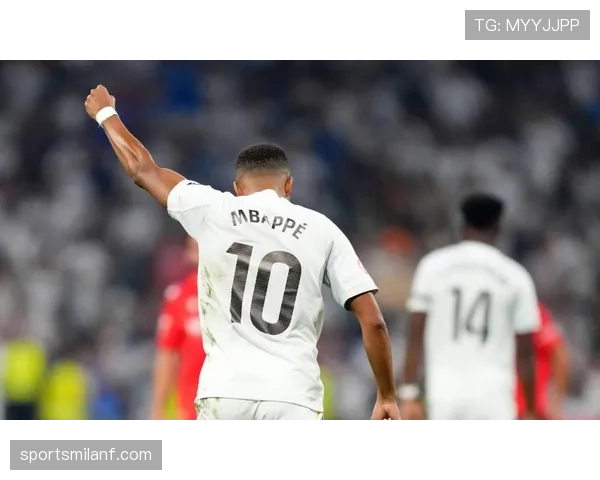 姆巴佩边路与中路表现对比：最佳战术定位解析